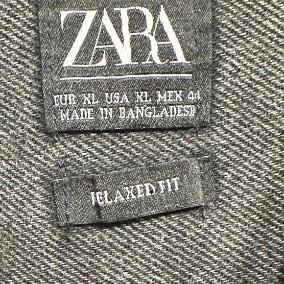 Zara Men’s distressed black Denim button down Overshirt. Size XL - Picture 7 of 7